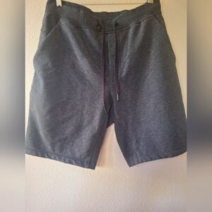 Lululemon Mens Dark Gray Sweat Shorts Pockets Drawstring Activewear Size L
